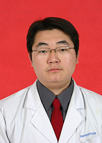 李伟